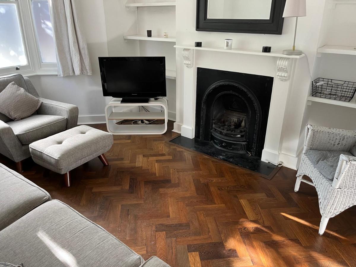 Garden Flat In Quiet Road - 55msq Appartement Londres